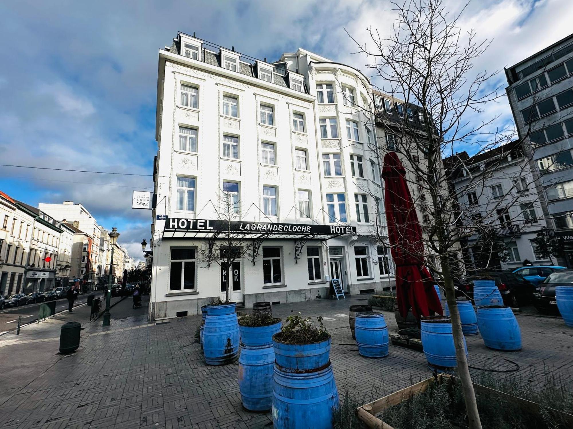 Hotel La Grande Cloche Brussel Bagian luar foto